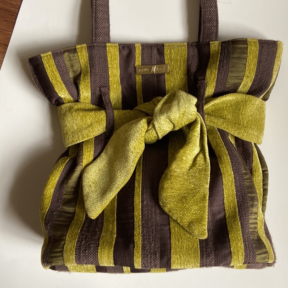 Isabella’s Journey Purse